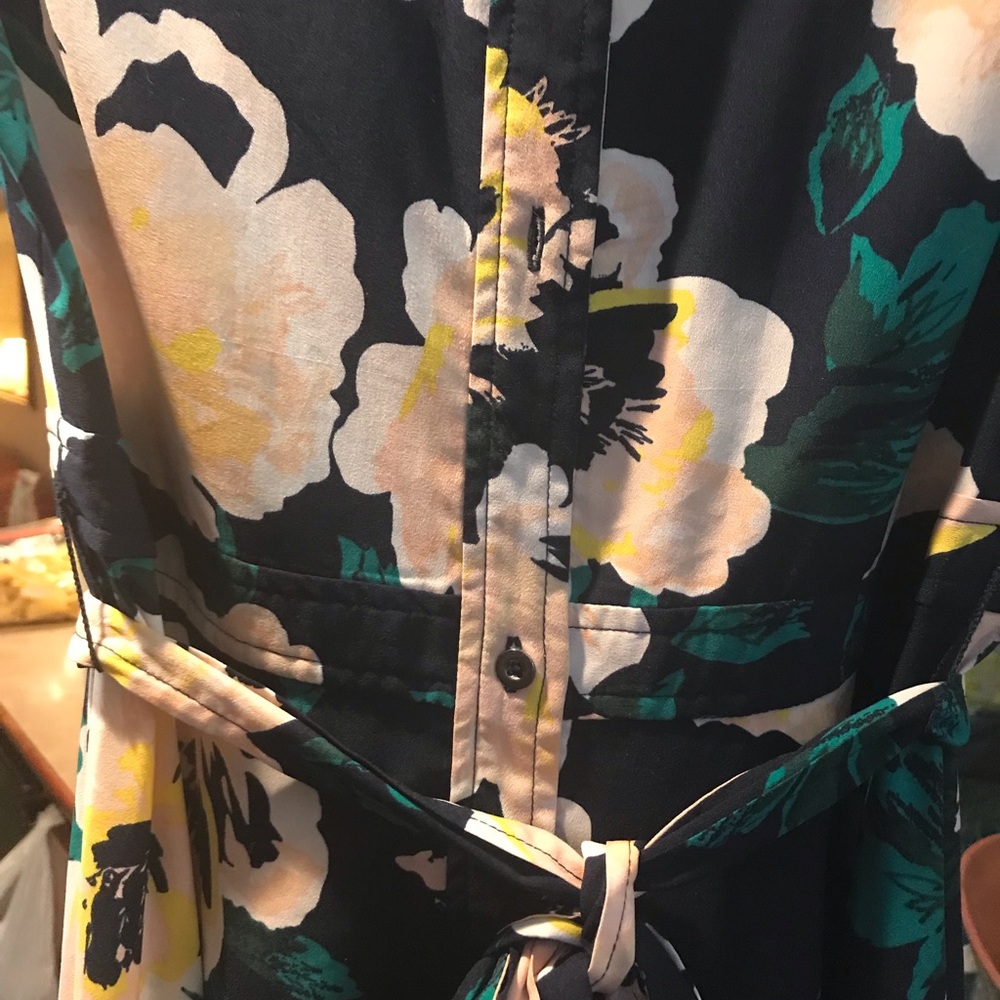 Like new Banana Republic dress